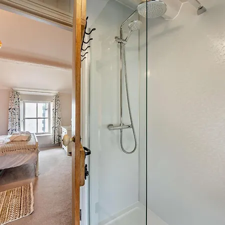 1 Bed In Sz112 Holiday home